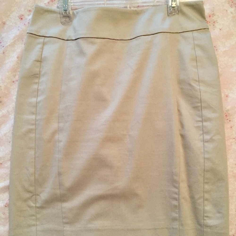 💗 EXPRESS Tan Khaki High Waisted Pencil Skirt